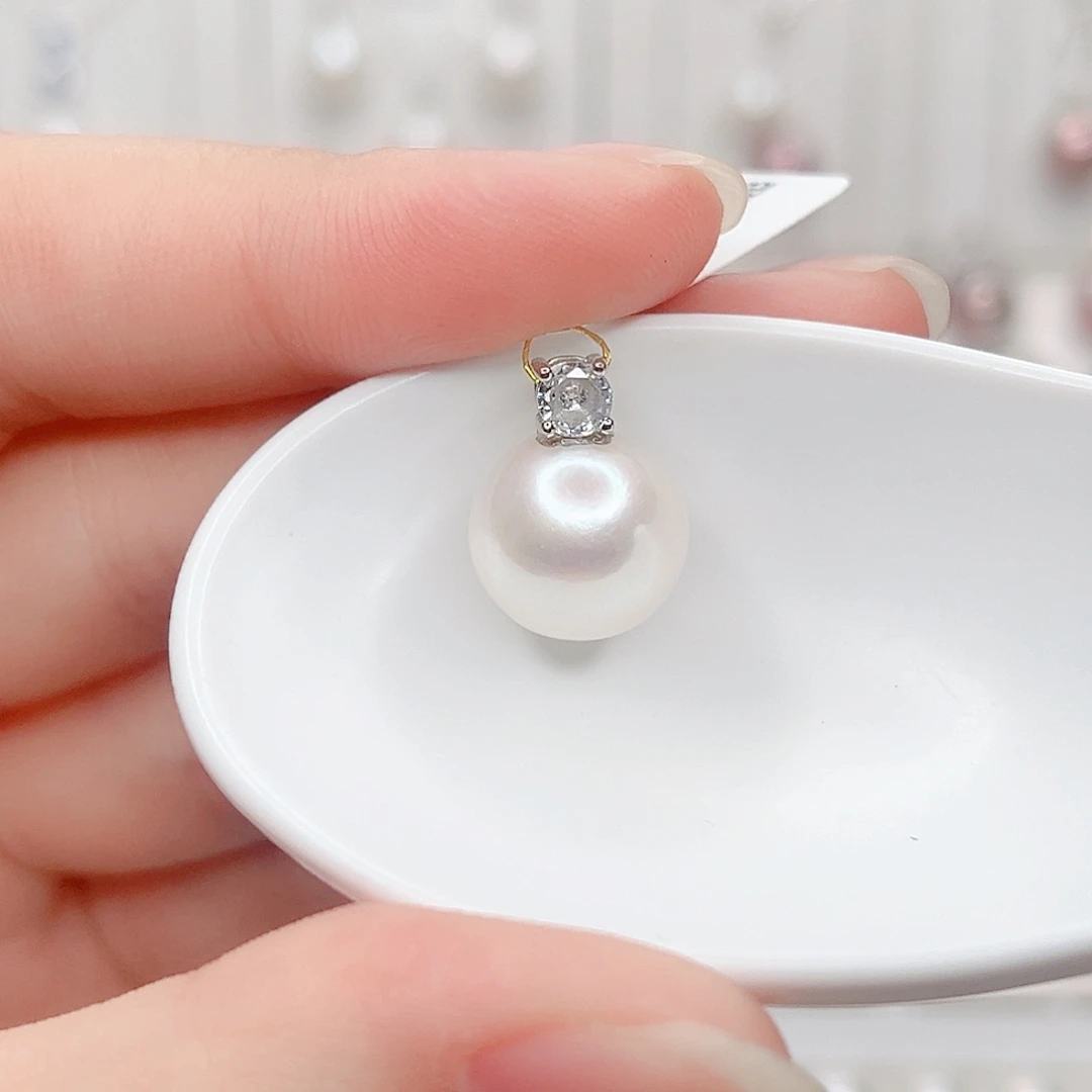 淡水珍珠合金吊坠(赠链)