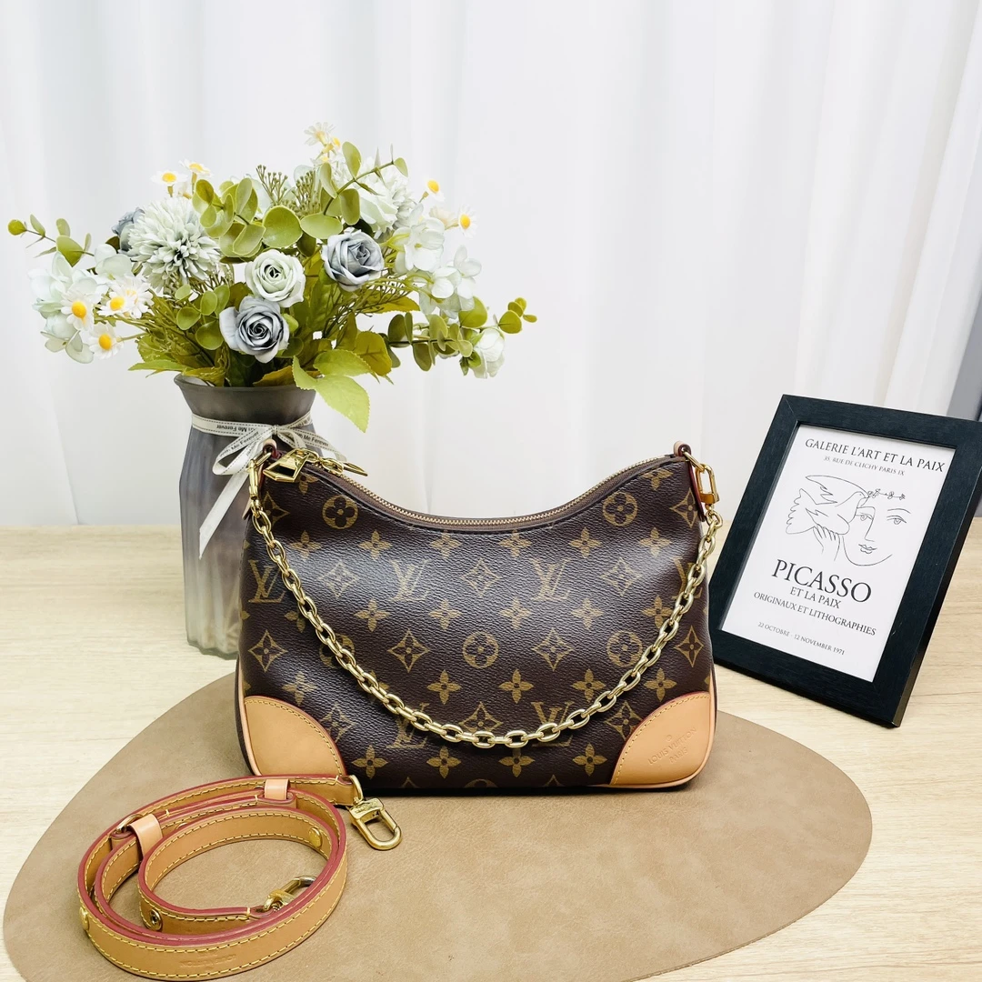 95新 LouisVuitton/路易威登 路易威登斜挎单肩包 18490