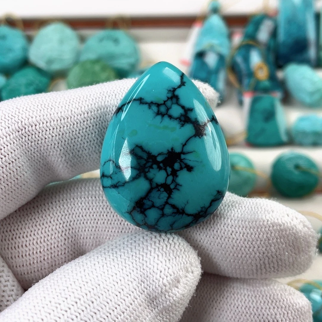 绿松石未镶嵌挂件