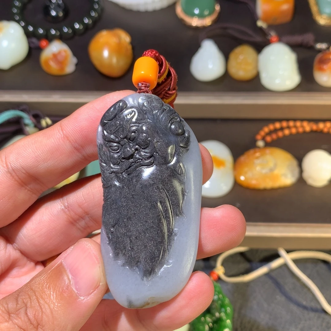 *****和田玉未镶嵌挂件