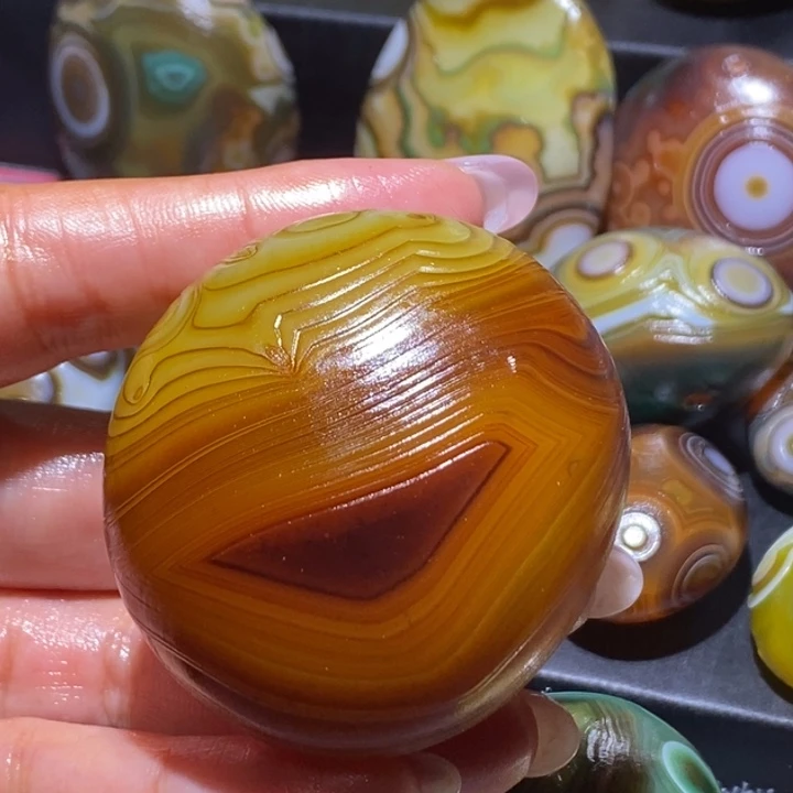 玛瑙/玉髓未镶嵌珠宝奇石35