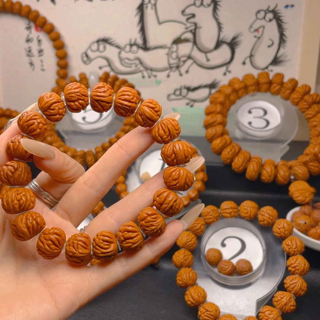 文玩核桃吊坠1.666666666