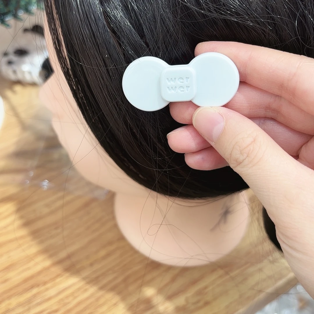 皮质铁合金小号蓝色蝴蝶结