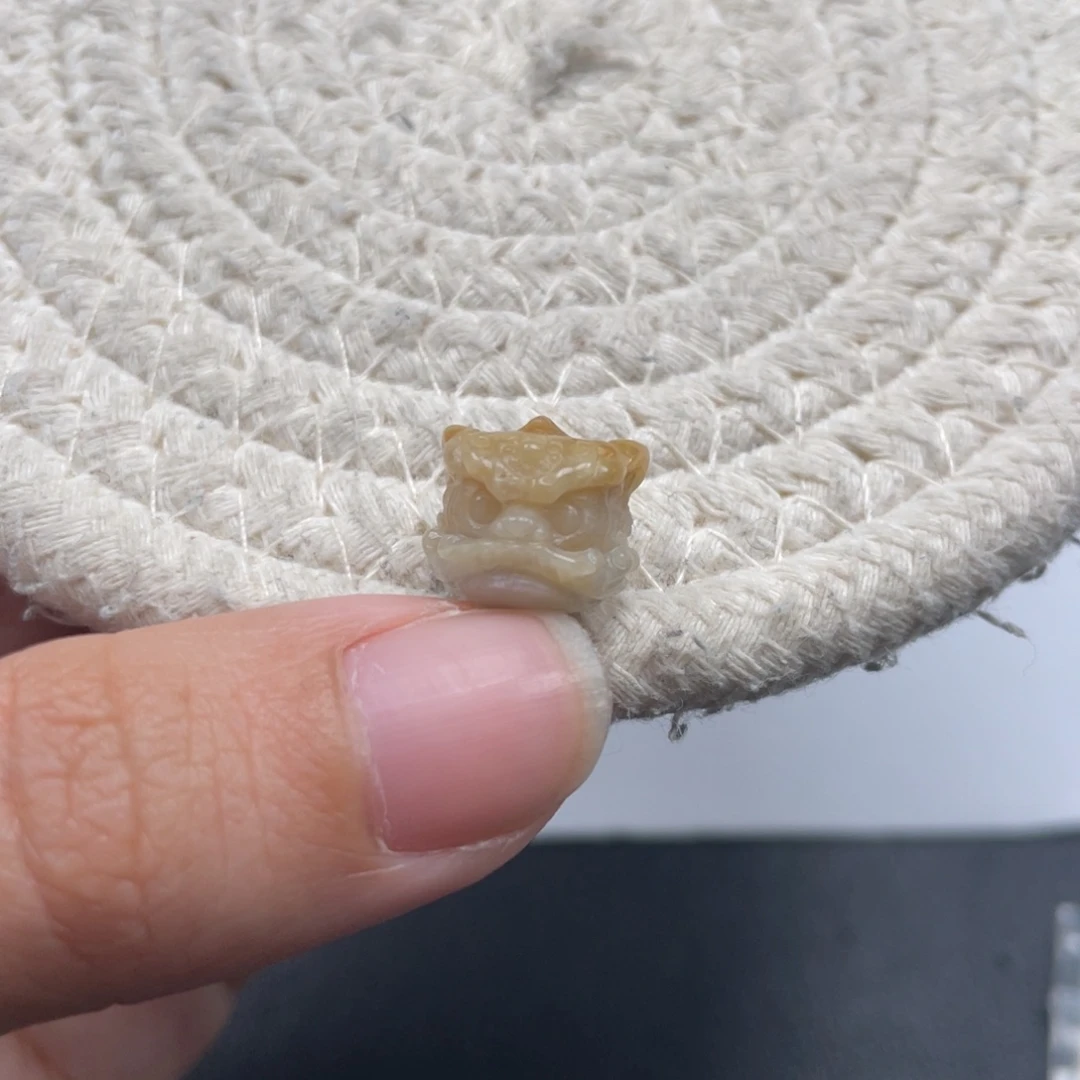 翡翠未镶嵌颈饰天然A货缅甸翡翠