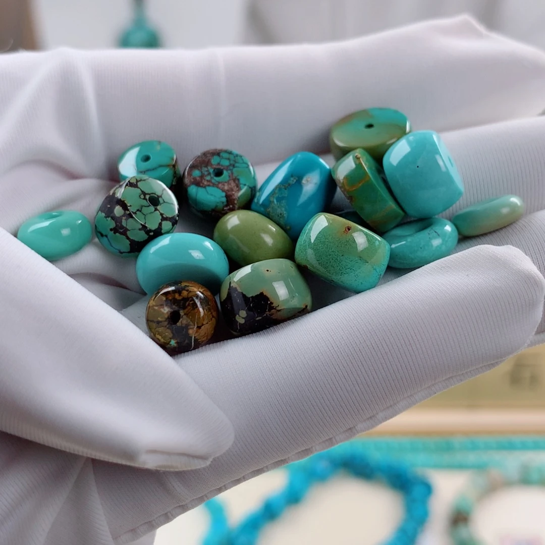 绿松石未镶嵌珠宝奇石