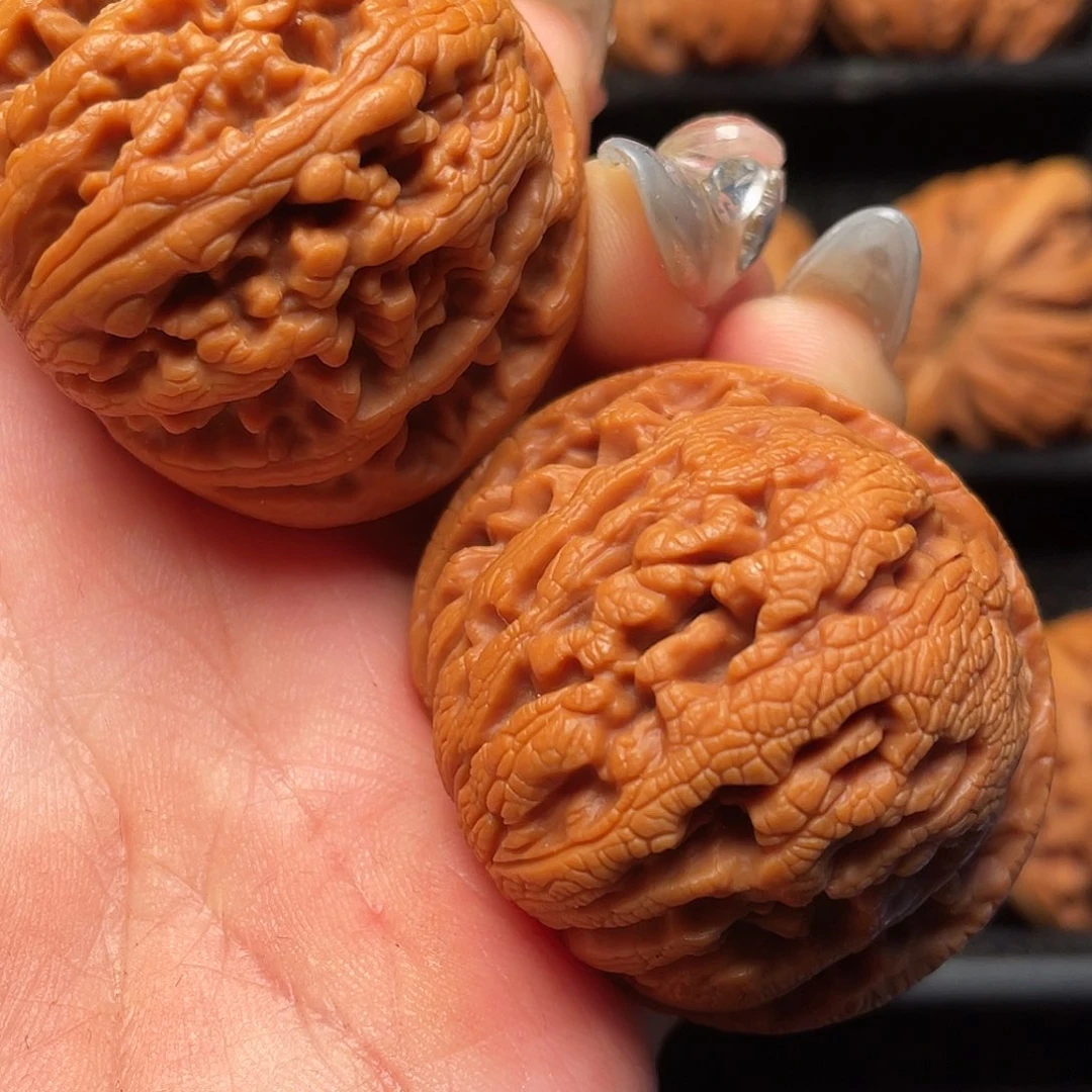 文玩核桃把件秦岭山脉核桃