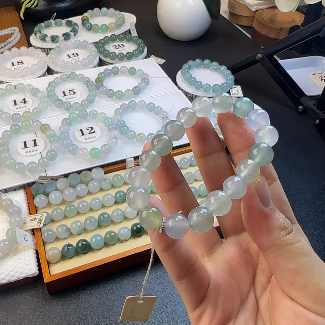 定制翡翠未镶嵌翡翠卡10-11