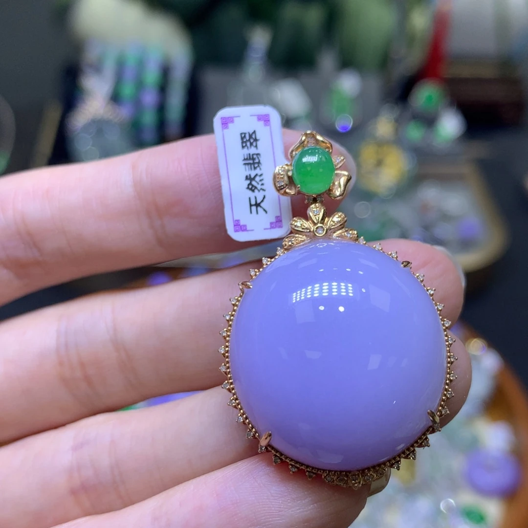 翡翠18K金镶嵌颈饰翡翠吊坠项链