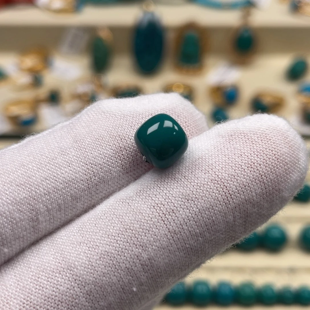 未镶嵌绿松石珠宝奇石8.4×7.6mm