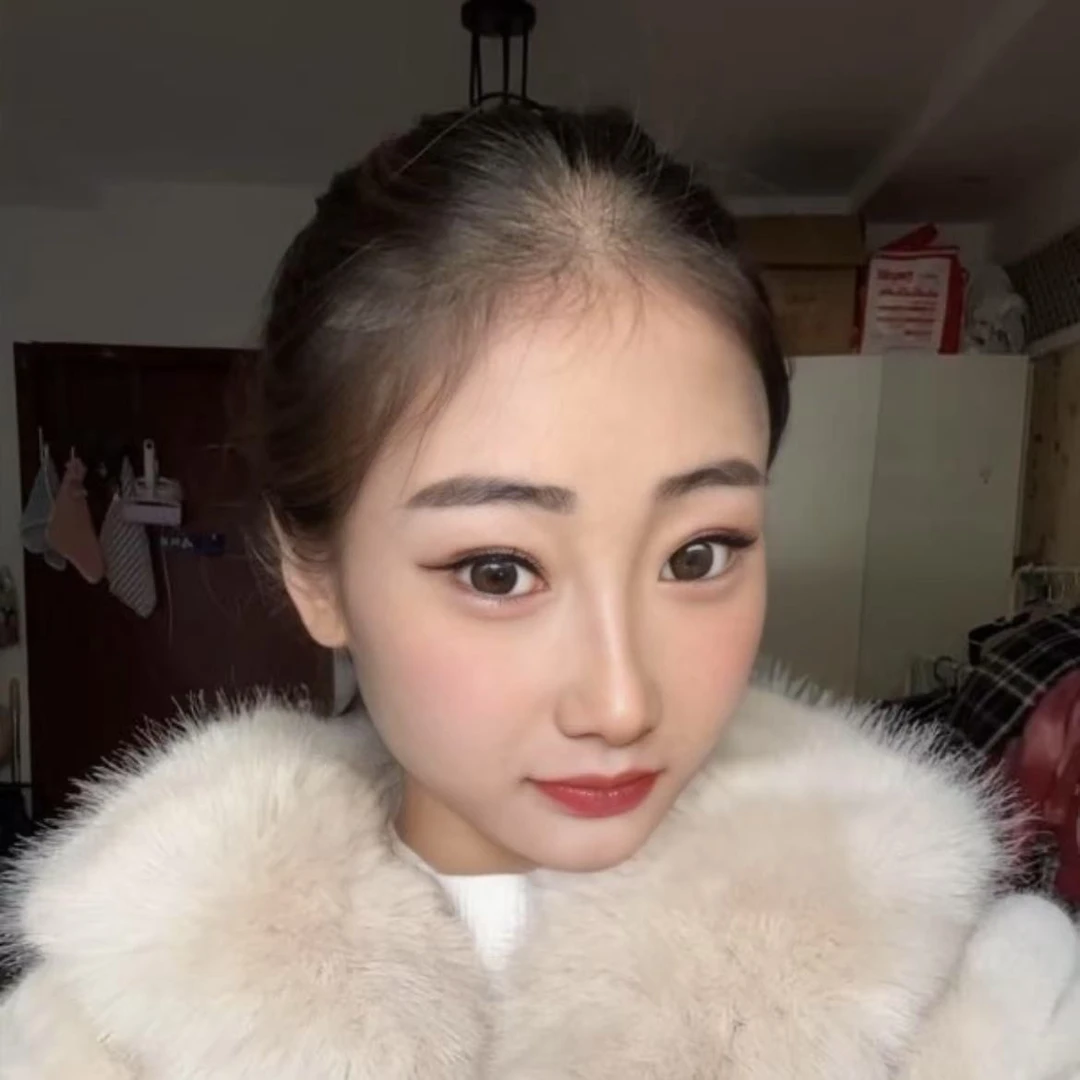 主播以前头发的照片  按摩梳