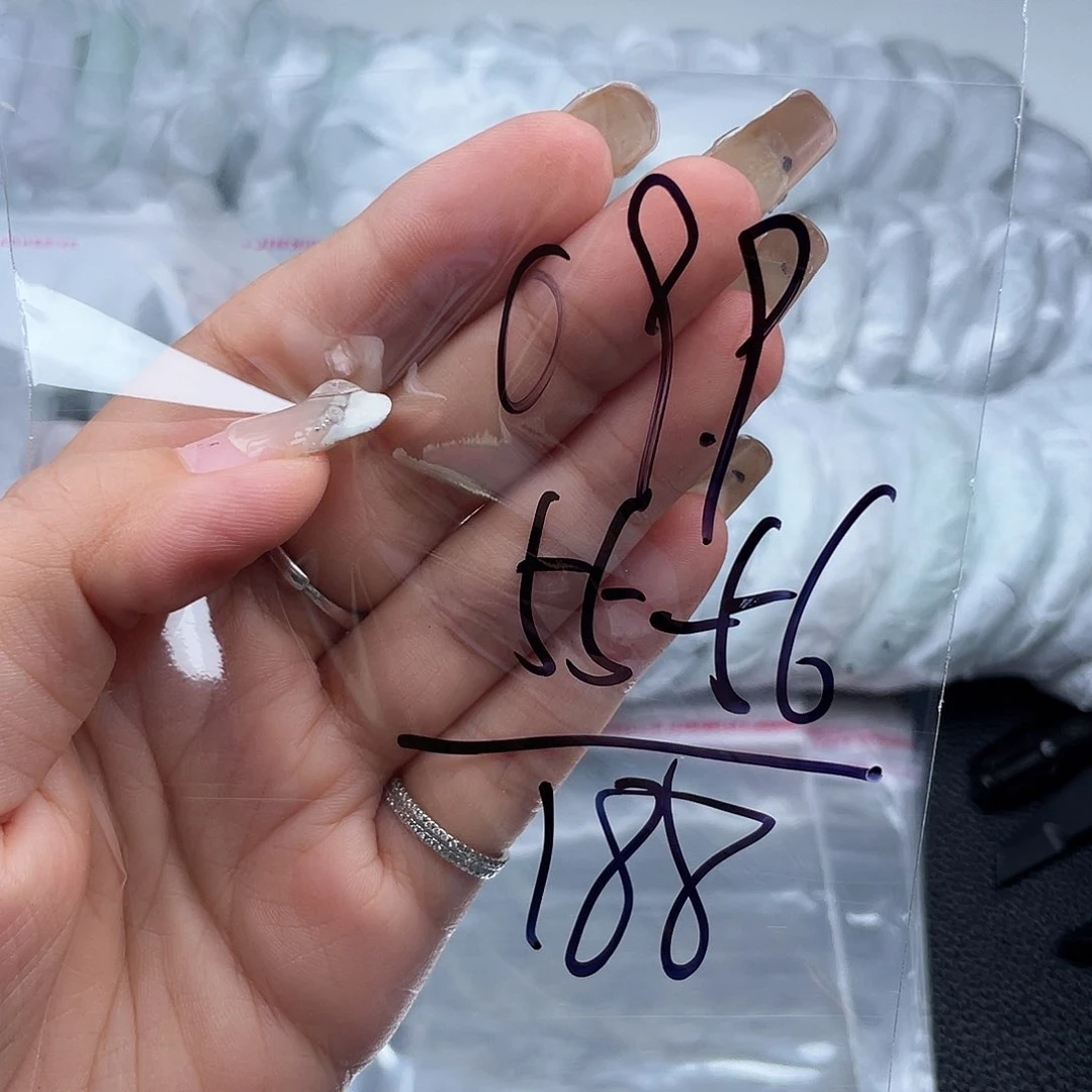 非金属无直播间099