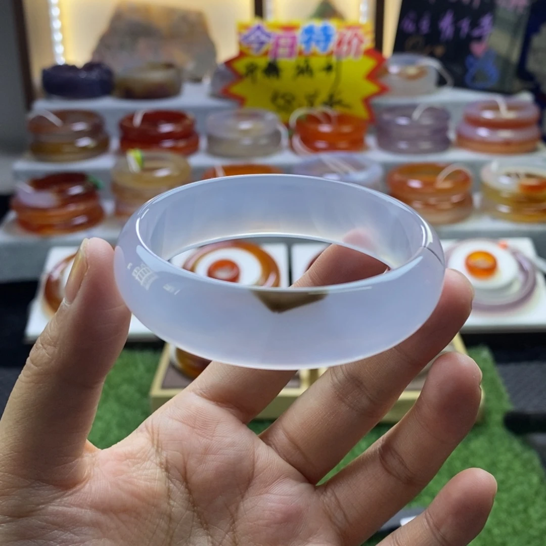 手镯玛瑙/玉髓未镶嵌