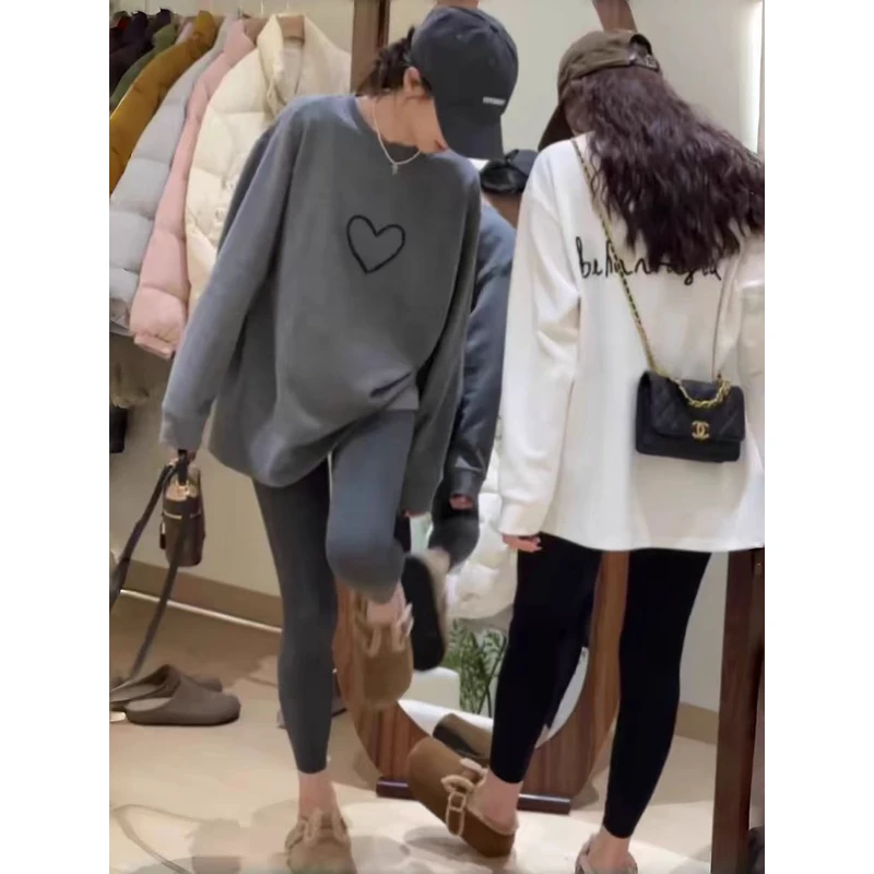 【现货秒发】豆子优选-上新秋冬刺绣爱心百搭加绒卫衣女DZ880M88837