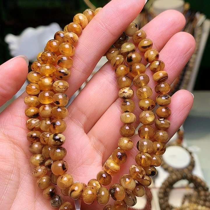 琥珀未镶嵌裸石抚顺琥珀7-蜜蜡F131