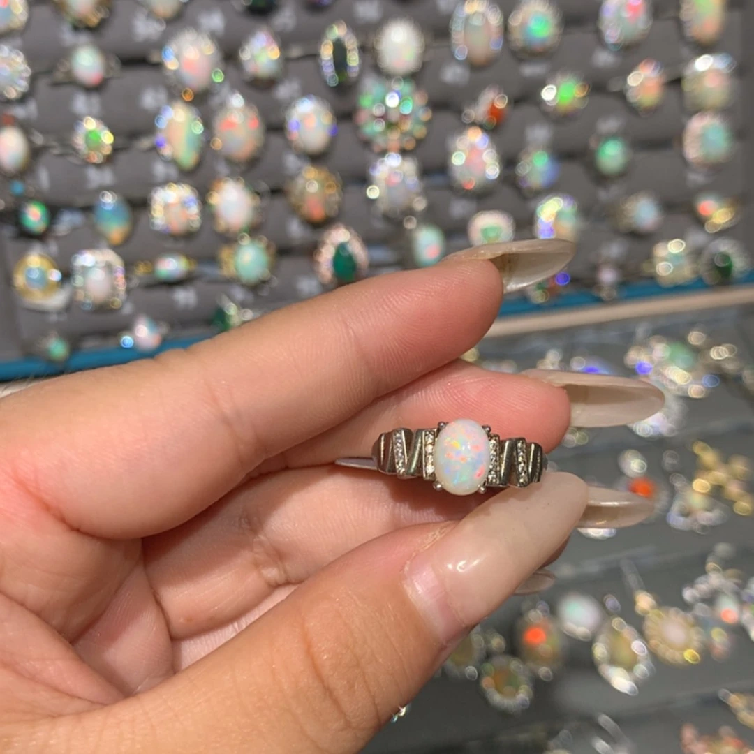 【闪购商品】欧泊银S925镶嵌欧泊戒指l