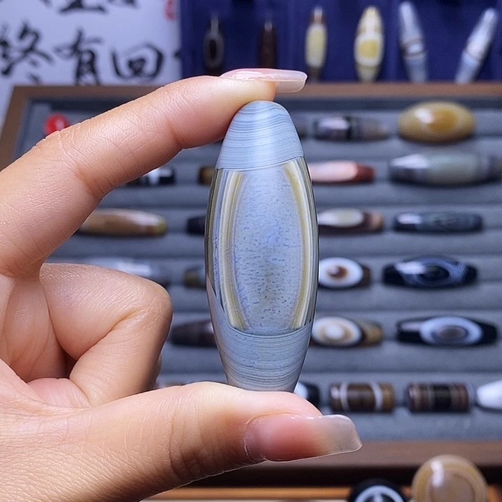 H***n玛瑙/玉髓未镶嵌颈饰