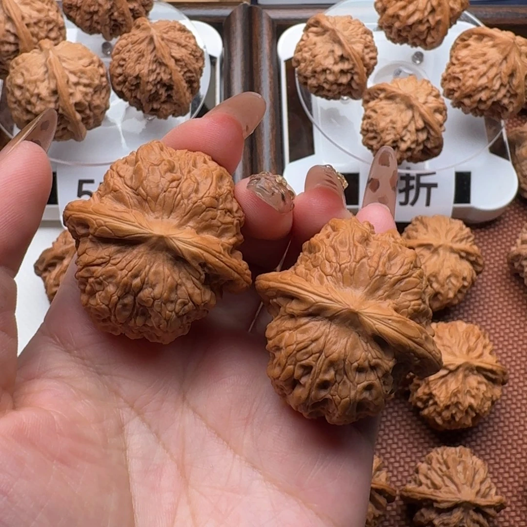 文玩核桃吊坠40+血麒麟有修福利体验款