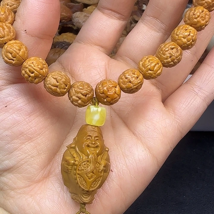 橄榄核吊坠清货的价格是