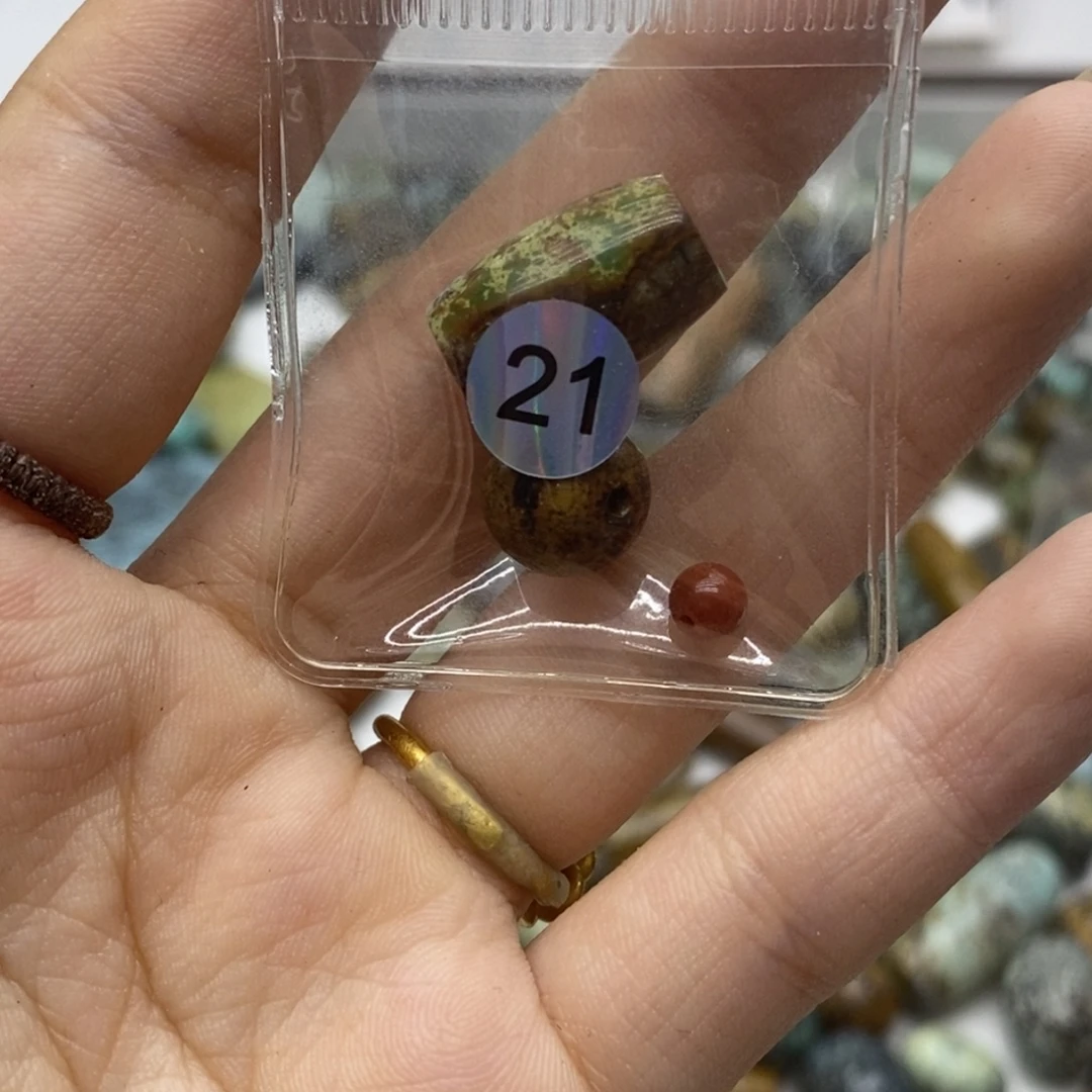 桥****未镶嵌南红玛瑙珠宝半成品