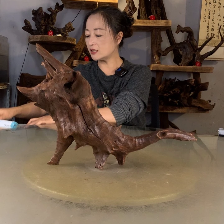 胖***丁天然的云南紫柚木会黄水
