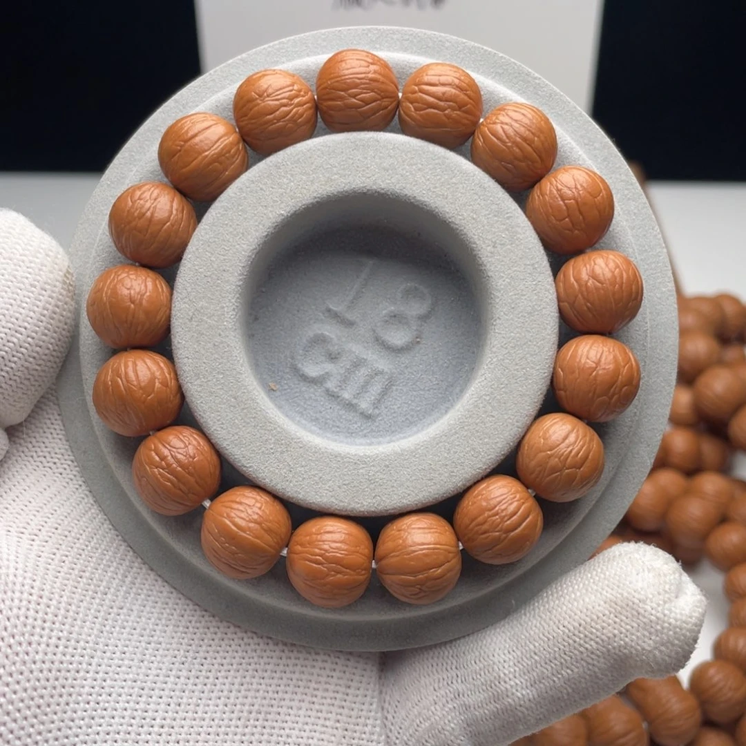 ****贝吊坠猴头核桃13聚宝盆