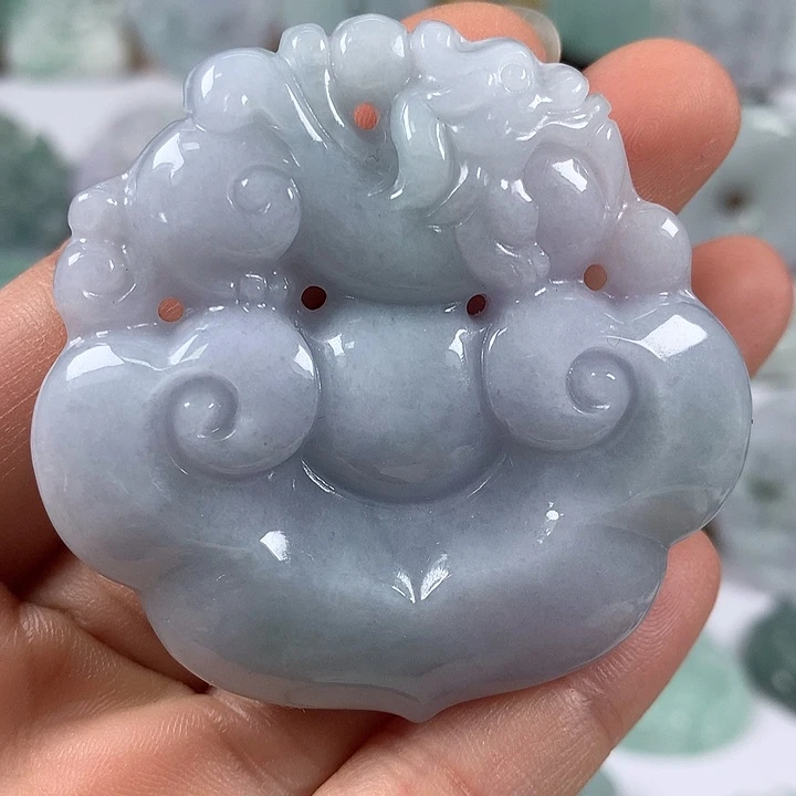 翡翠未镶嵌颈饰如意麒麟两面工艺福利