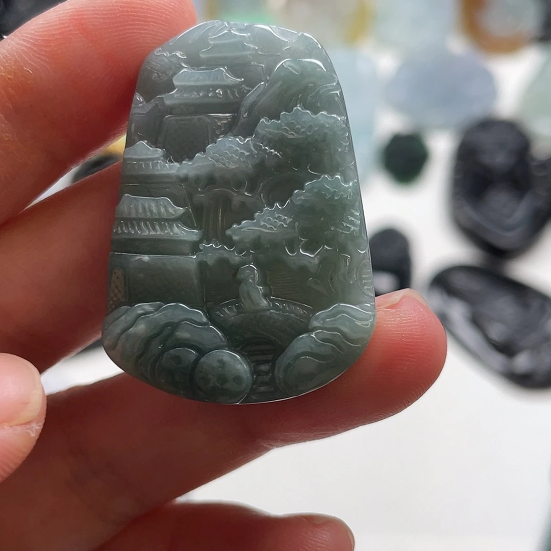 翡翠未镶嵌颈饰翡翠