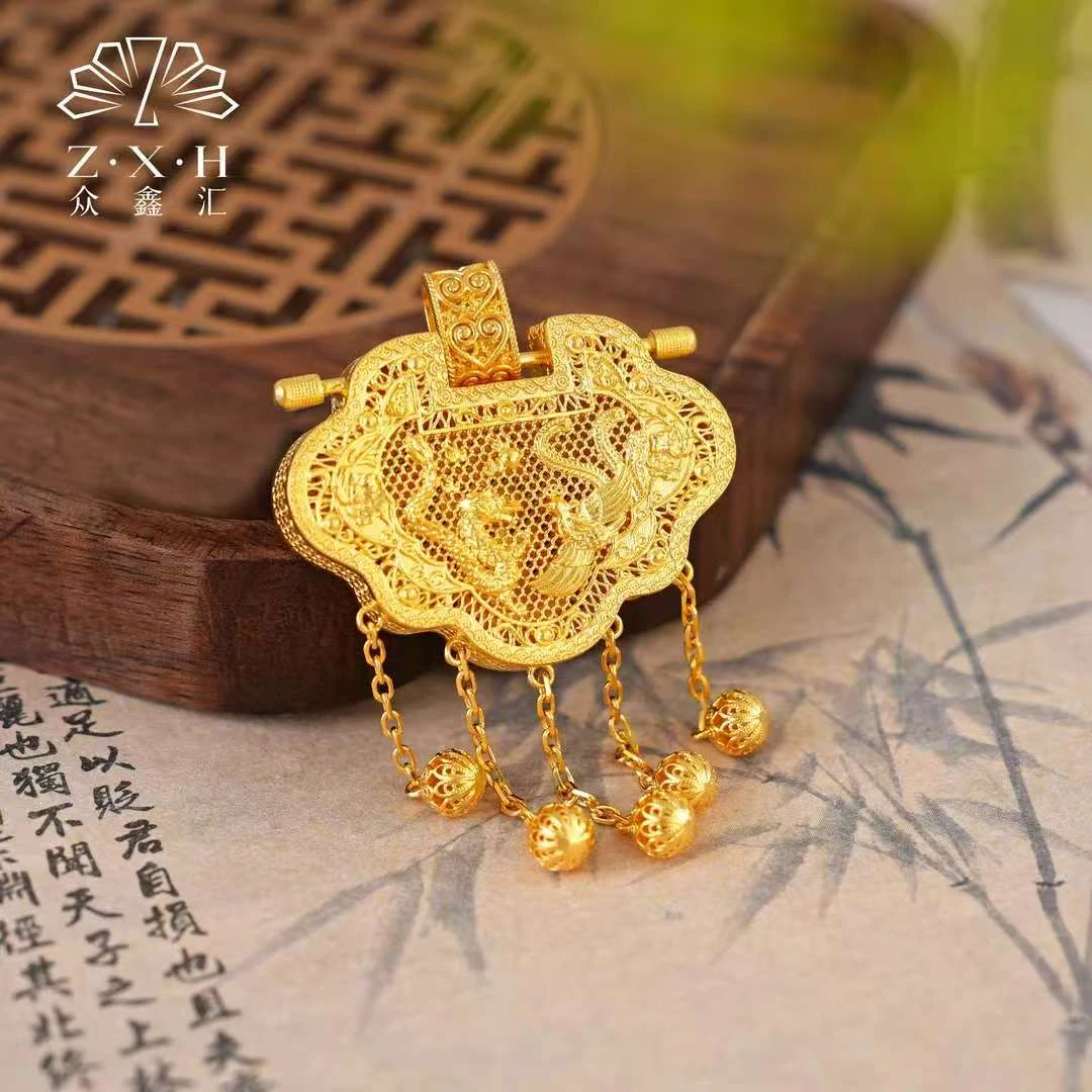 {众鑫汇}足金999 古法素金天子门生传承吊坠