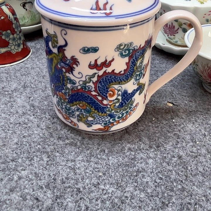 景德镇的陶瓷工艺也在