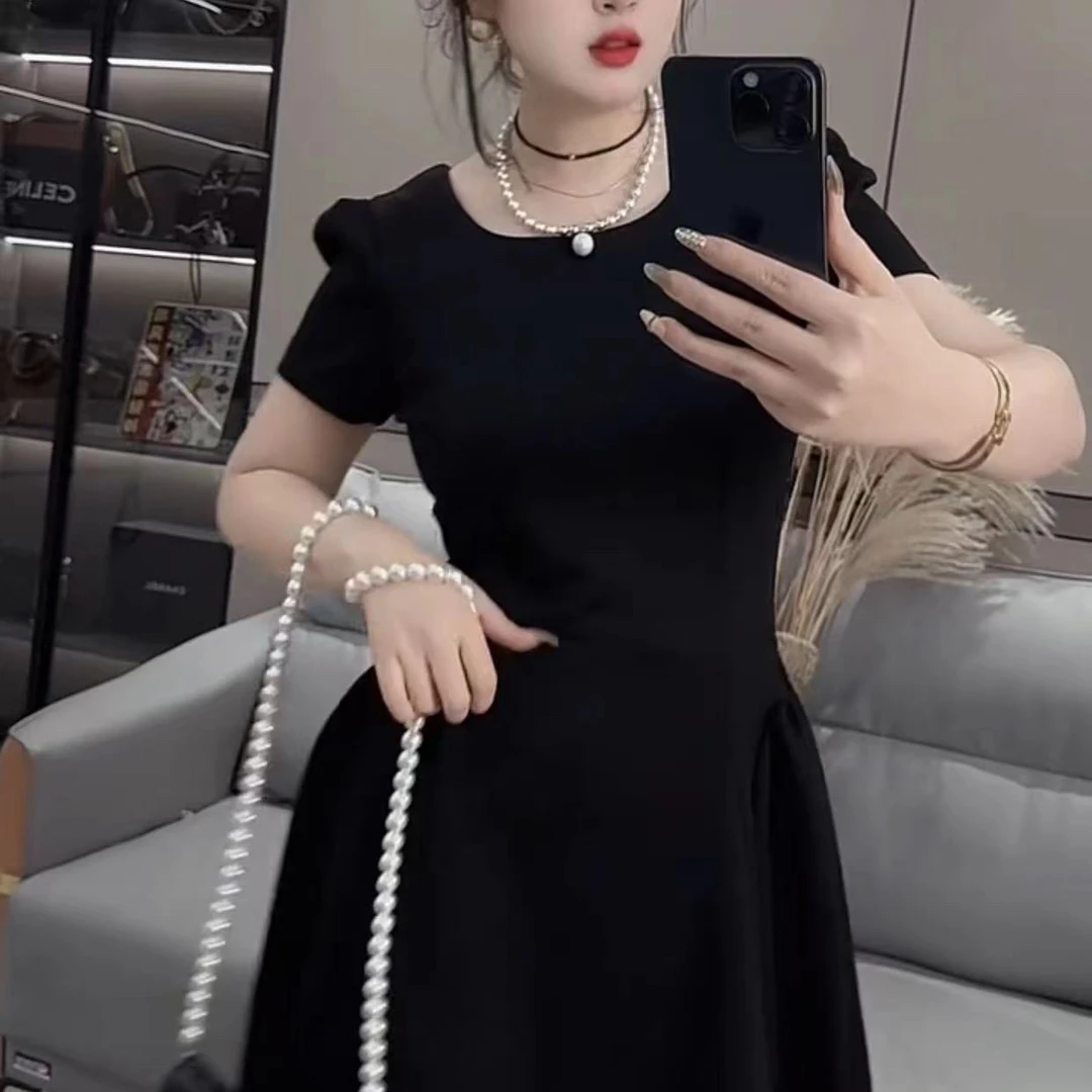 白色短袖夏季法式小个子高级感收腰显瘦礼服短裙