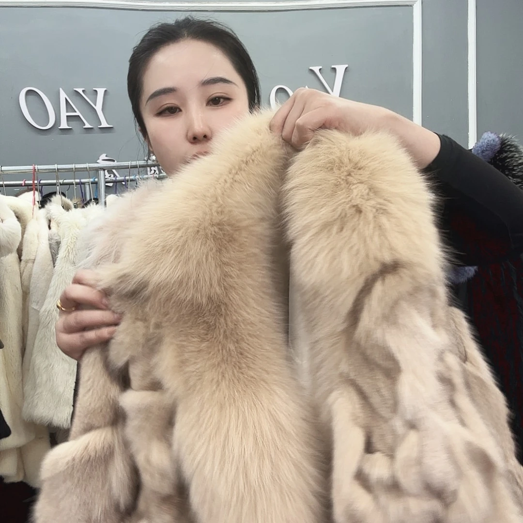 姚小妖家高端皮草