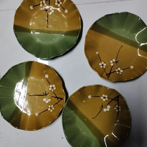 瓷片瓷器，各种摆件，瓷片，