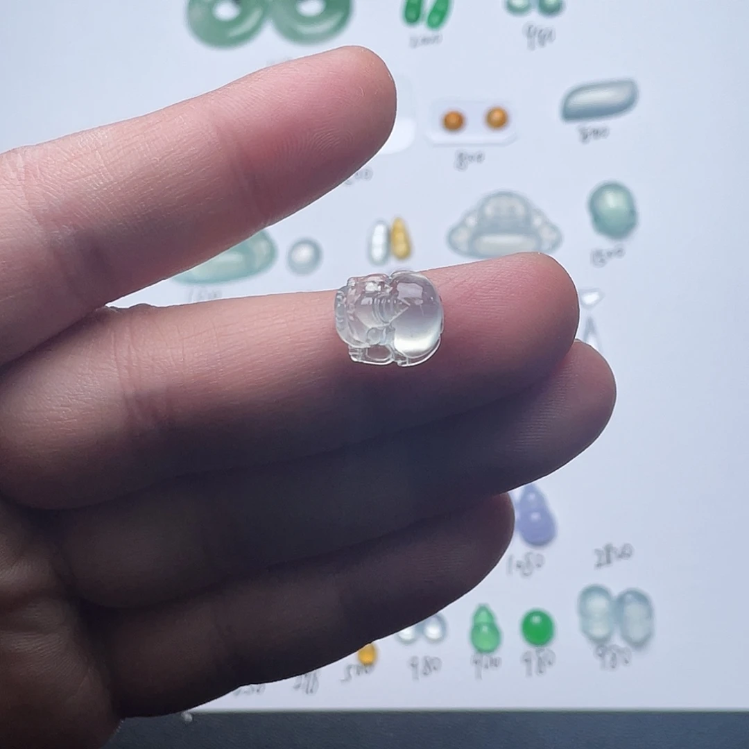 定制翡翠未镶嵌翡翠貔貅