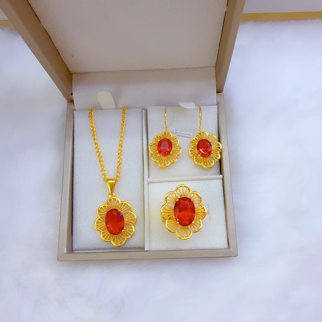 铜合金亚克力项链 新款时尚金子同款三件套首饰特好看送礼物百搭