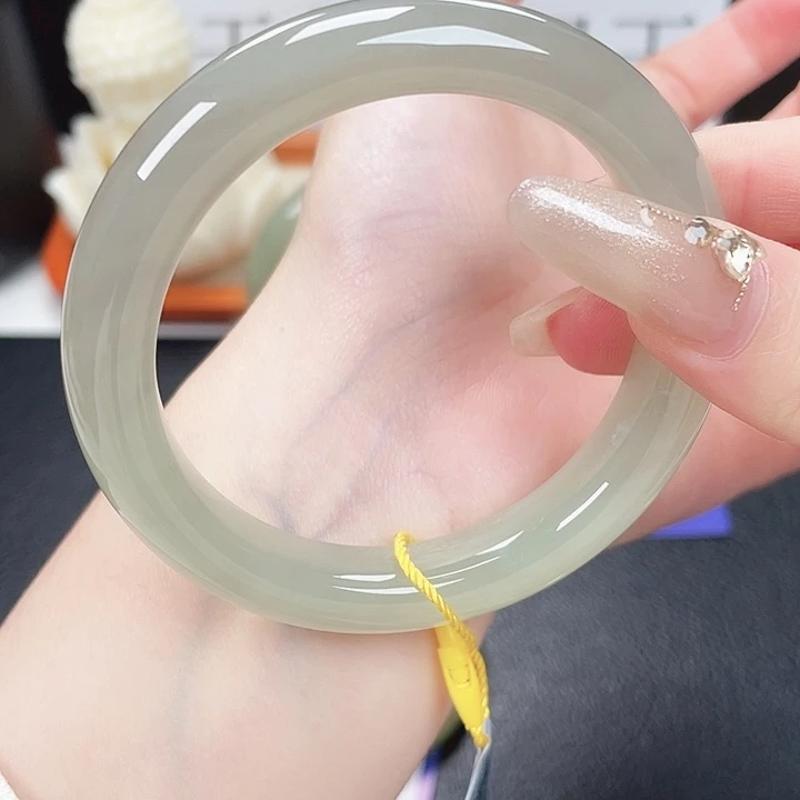 和田玉未镶嵌手镯5758