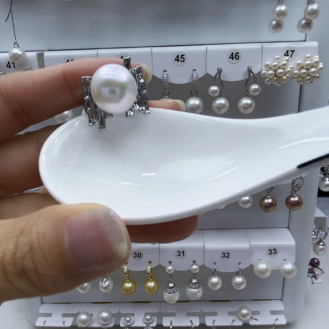 未镶嵌耳饰淡水珍珠