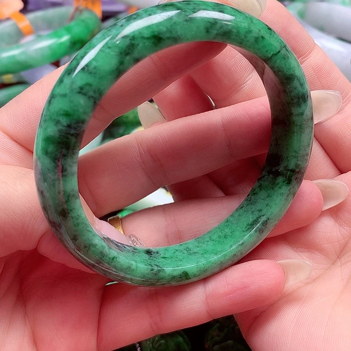 翡翠未镶嵌手镯翡翠手镯