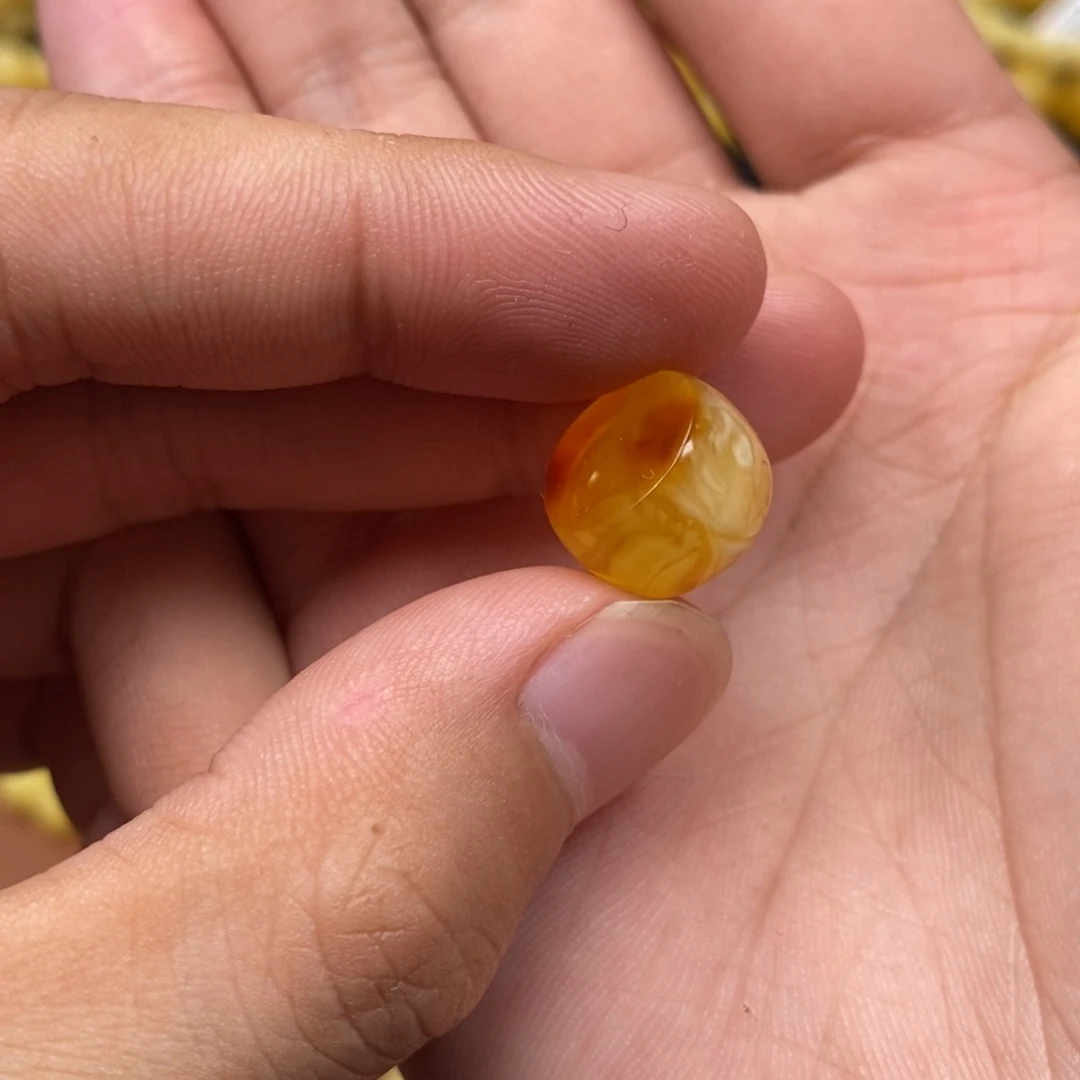 未镶嵌琥珀裸石13尺寸