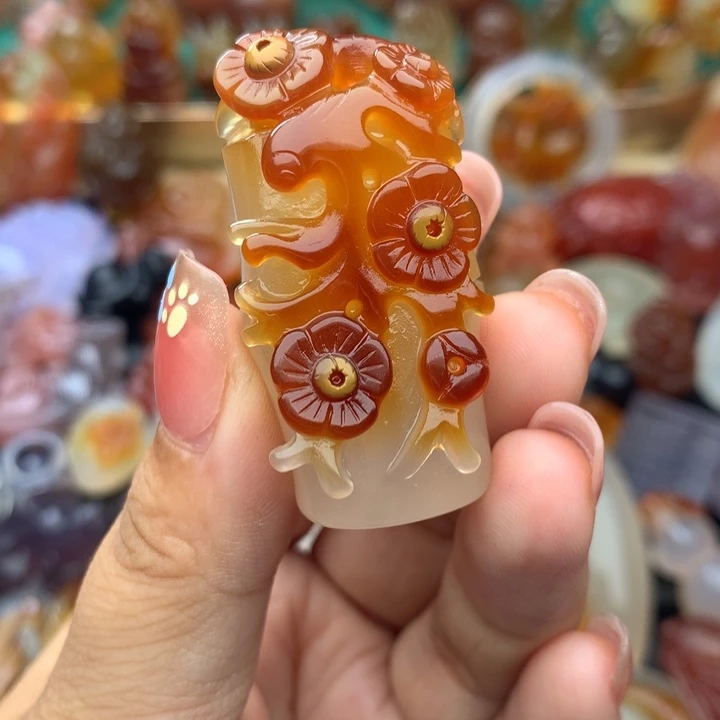 萌***z未镶嵌颈饰玛瑙/玉髓