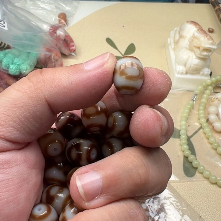 白玉菩提吊坠白色5365