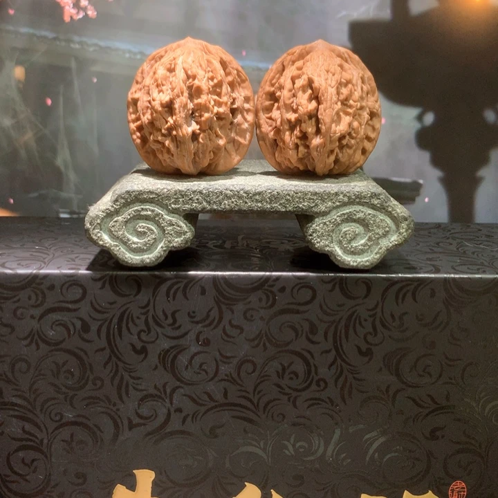 桃核吊坠41麦穗虎头092309