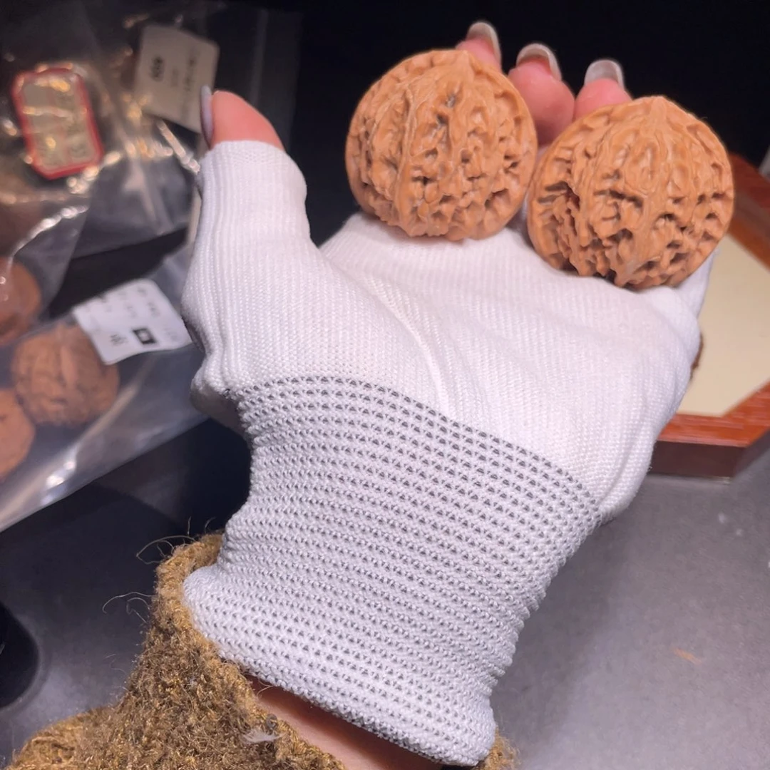 s***y吊坠文玩核桃苹果园