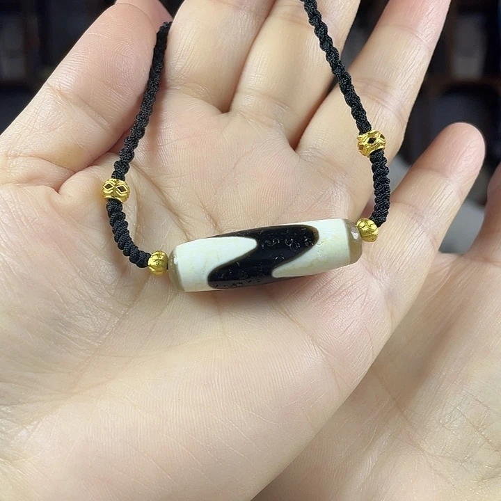 玛瑙/玉髓颈饰合金～张念