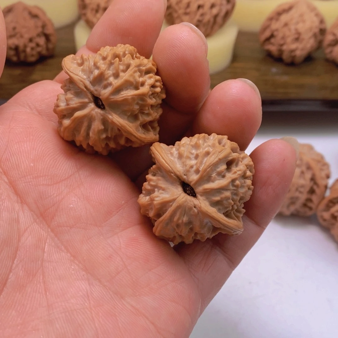 文玩核桃把件让**眠文玩核桃