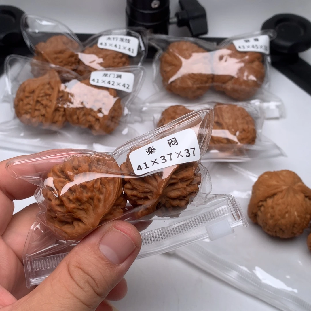桔***板文玩核桃吊坠秦闷