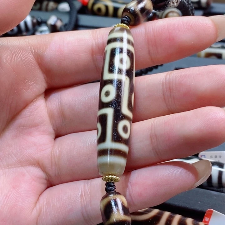 淳***。玛瑙/玉髓（覆膜）未镶嵌颈饰