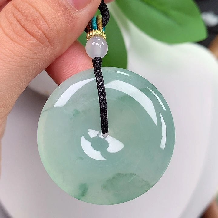 翡翠未镶嵌颈饰平安扣 35.8x5.8mm