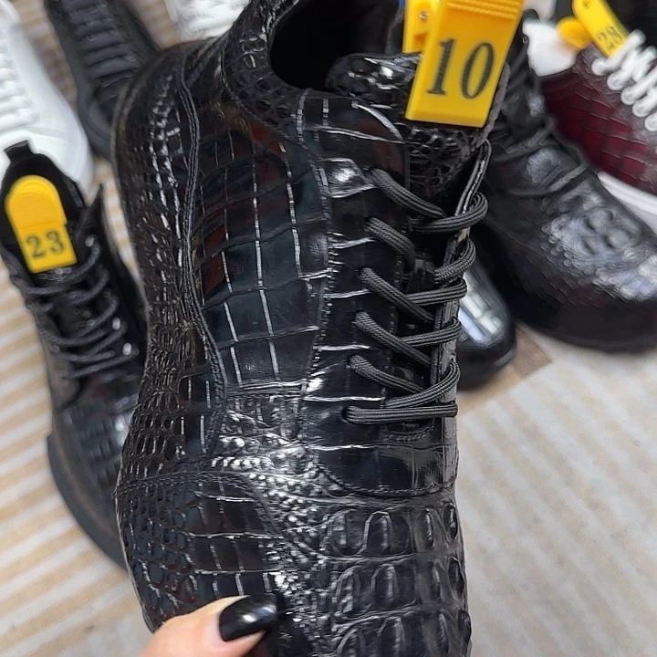 鳄鱼皮（革）鳄鱼皮休闲包底鞋