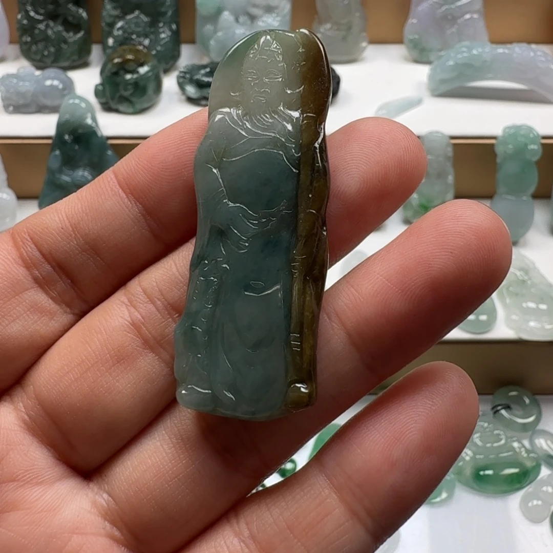 旺***包翡翠未镶嵌颈饰翡翠