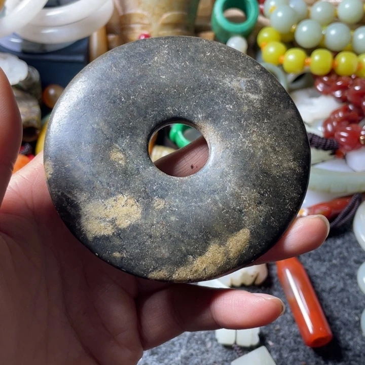 和田玉未镶嵌吊坠(不含链)